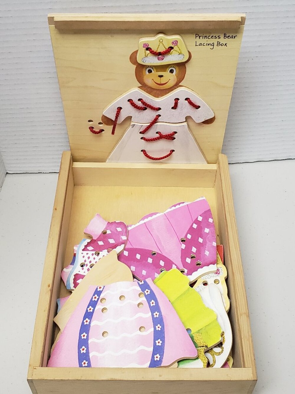 Melissa & Doug Lacing Bear Princess Set #529